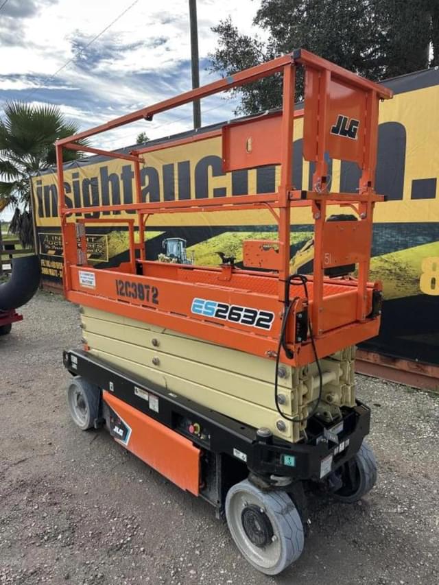 Image of JLG ES2632 equipment image 1