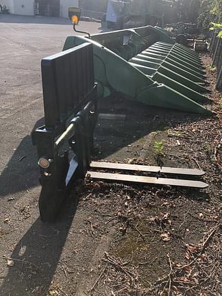 Image of JLG Pallet Forks equipment image 2