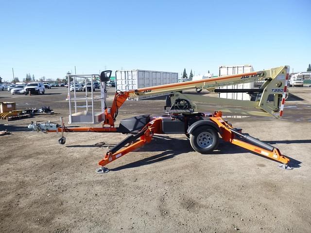 Image of JLG T350 equipment image 4
