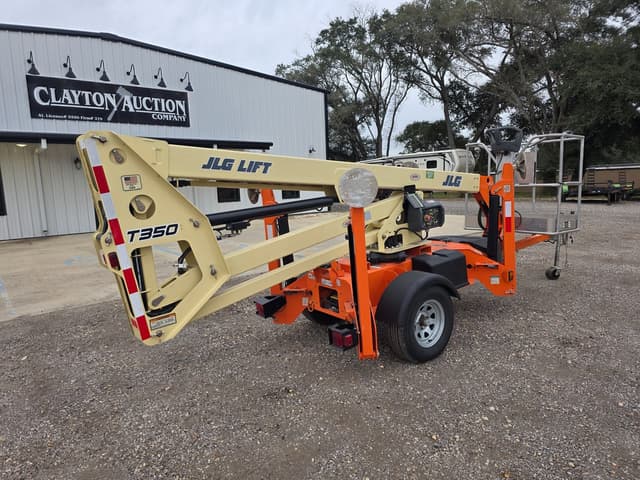 Image of JLG T350 equipment image 1