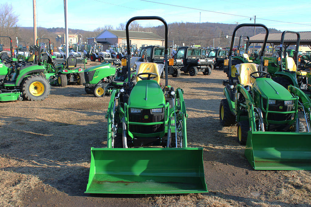 Image of John Deere 1025R Primary image