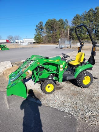 2024 John Deere 1023E Equipment Image0