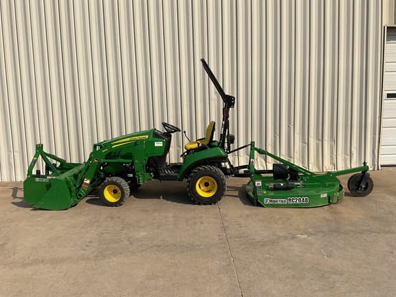 Image of John Deere 1023E equipment image 1