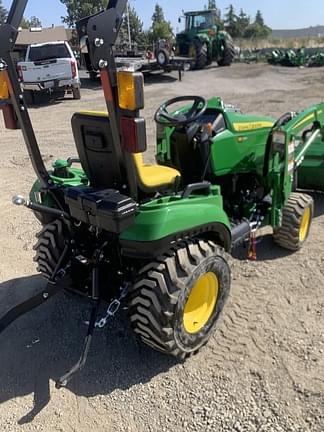 Image of John Deere 1023E equipment image 3