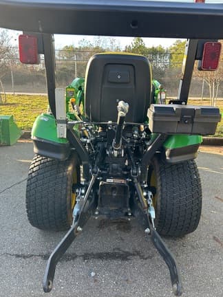 Image of John Deere 1023E equipment image 4