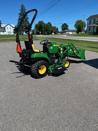 Image of John Deere 1023E equipment image 1