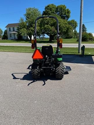 Image of John Deere 1023E equipment image 3