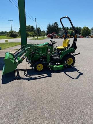 Image of John Deere 1023E equipment image 4