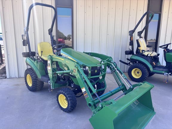 Image of John Deere 1023E equipment image 1