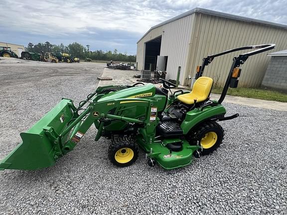 Image of John Deere 1023E equipment image 1