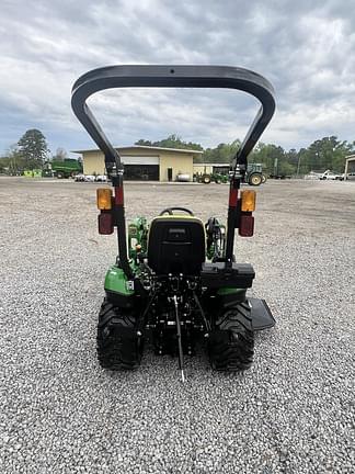 Image of John Deere 1023E equipment image 3