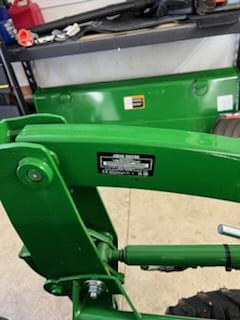 Image of John Deere 1023E equipment image 4