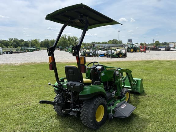 Image of John Deere 1023E equipment image 4