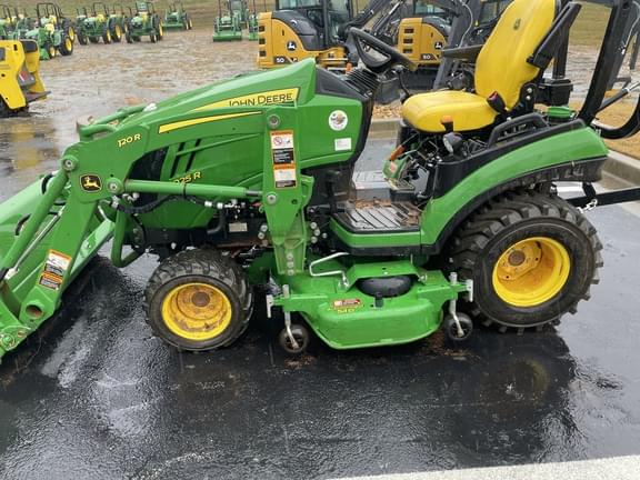 Image of John Deere 1025R Image 1