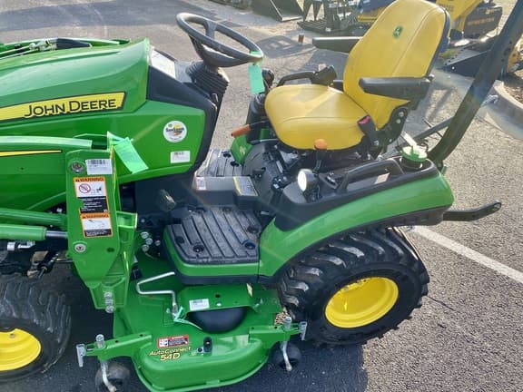 Image of John Deere 1025R equipment image 4