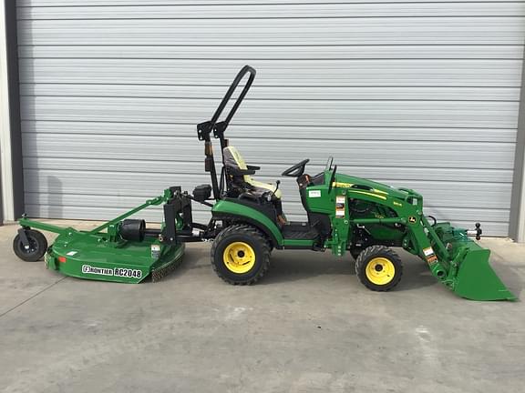 Image of John Deere 1025R equipment image 3