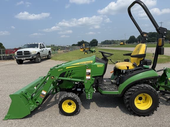 Image of John Deere 1025R Primary image