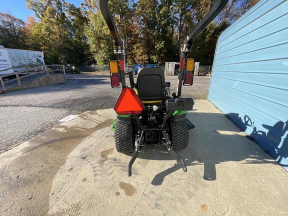 Image of John Deere 1025R equipment image 3