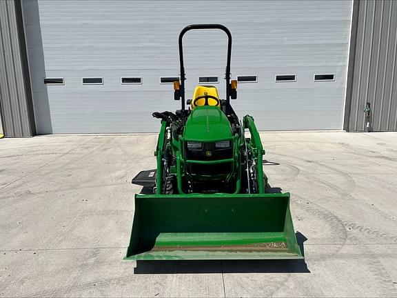 Image of John Deere 1025R equipment image 1