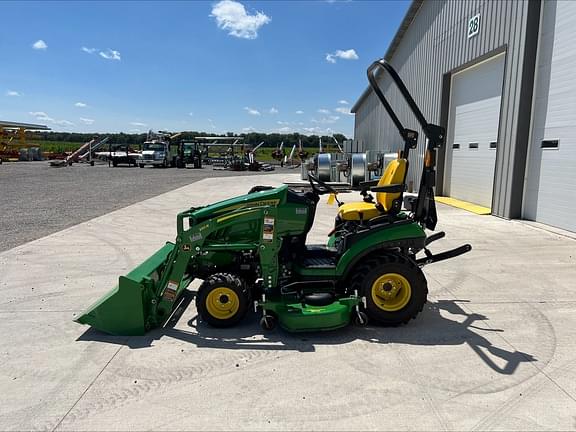 Image of John Deere 1025R equipment image 2