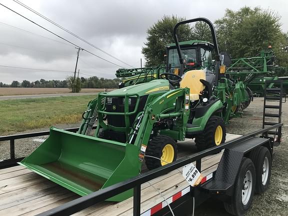 Image of John Deere 1025R equipment image 2