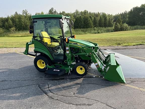 Image of John Deere 1025R equipment image 2