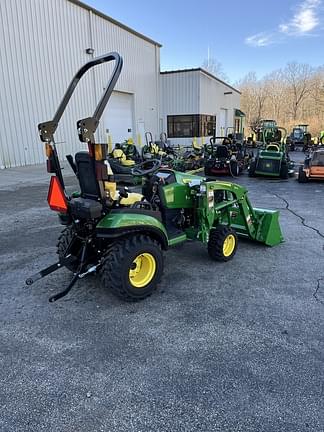 Image of John Deere 1025R equipment image 4