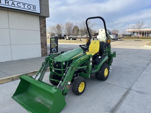 Image of John Deere 1025R equipment image 2