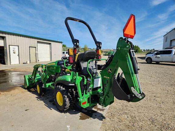 Image of John Deere 1025R equipment image 4