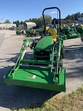 Image of John Deere 1025R equipment image 4