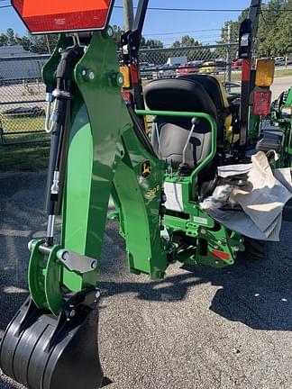 Image of John Deere 1025R equipment image 3