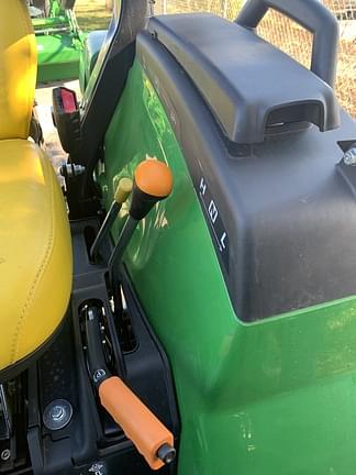 Image of John Deere 1025R equipment image 2