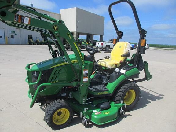 Image of John Deere 1025R equipment image 1