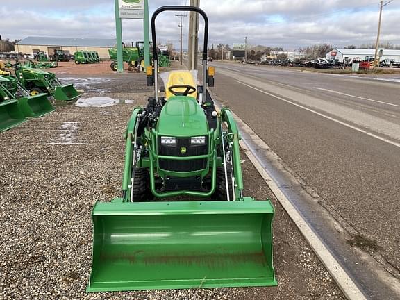 Image of John Deere 1025R equipment image 1