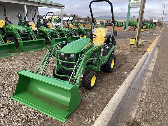 Image of John Deere 1025R equipment image 1