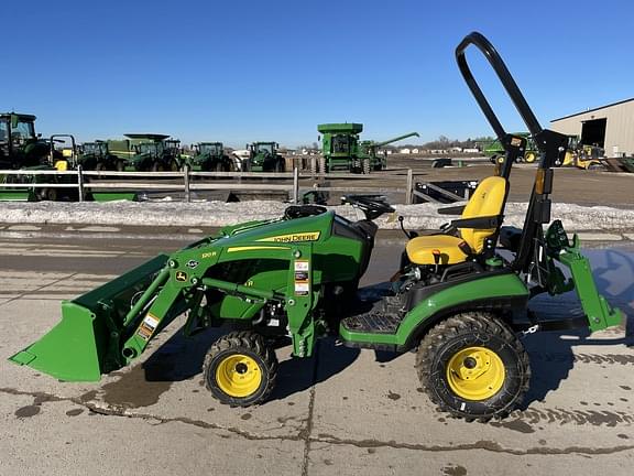 Image of John Deere 1025R Primary image