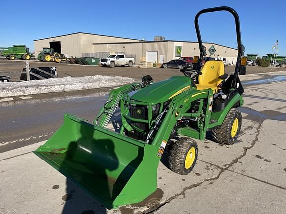 Image of John Deere 1025R equipment image 3