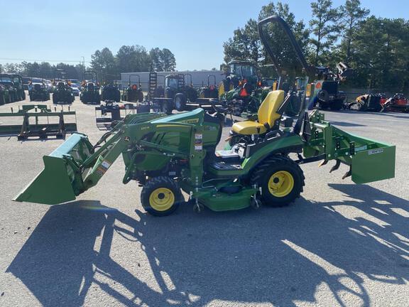Image of John Deere 1025R equipment image 3