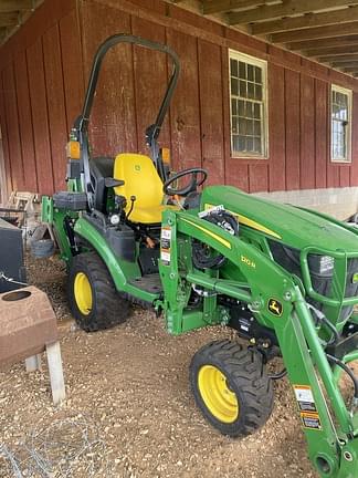 Image of John Deere 1025R equipment image 2