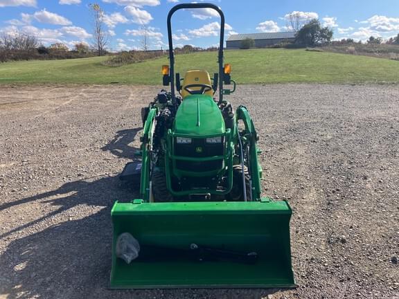 Image of John Deere 1025R equipment image 2