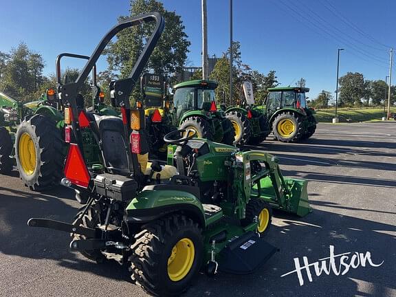 Image of John Deere 1025R equipment image 2