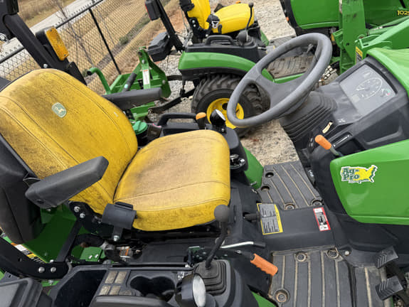 Image of John Deere 1025R equipment image 1