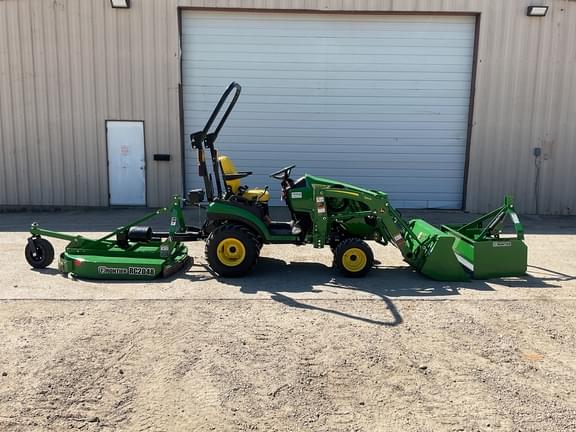 Image of John Deere 1025R equipment image 3