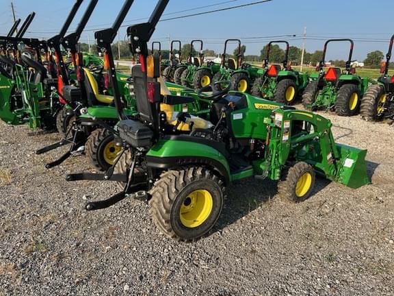 Image of John Deere 1025R equipment image 2