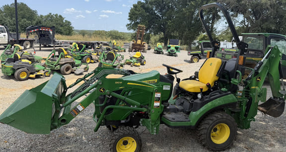 2023 John Deere 1025R Equipment Image0