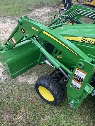 Image of John Deere 1025R equipment image 2