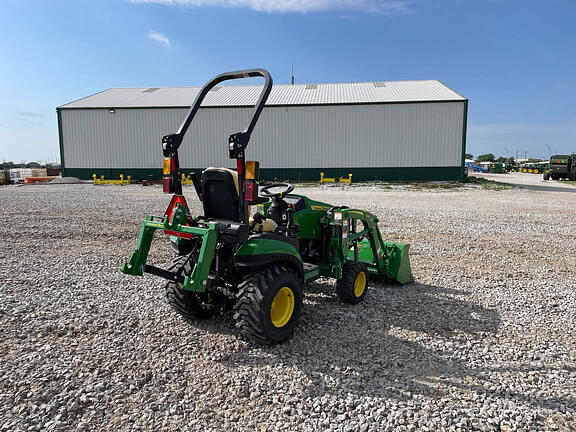 Image of John Deere 1025R equipment image 4