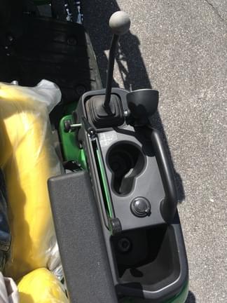 Image of John Deere 1025R equipment image 4