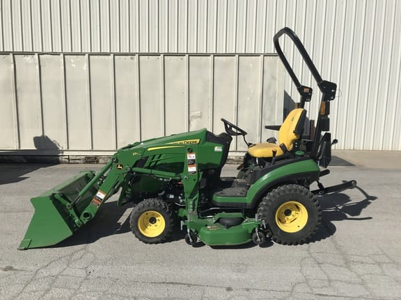 2023 John Deere 1025R Equipment Image0