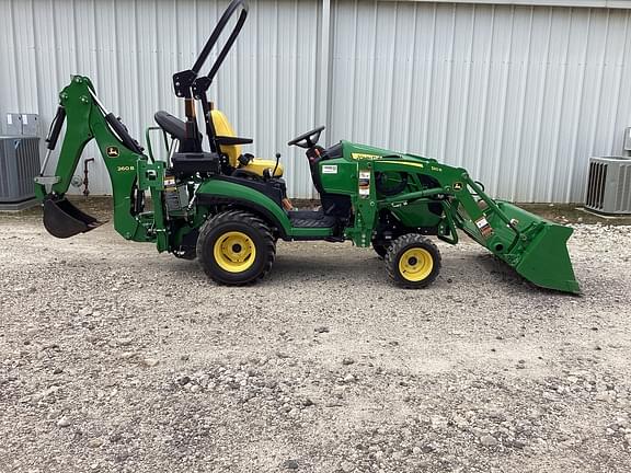 Image of John Deere 1025R equipment image 3